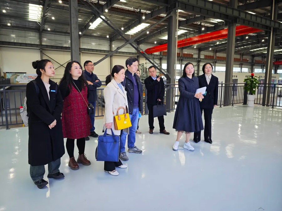 南昌工程学院副校长周敏丹一行到我司参观调研