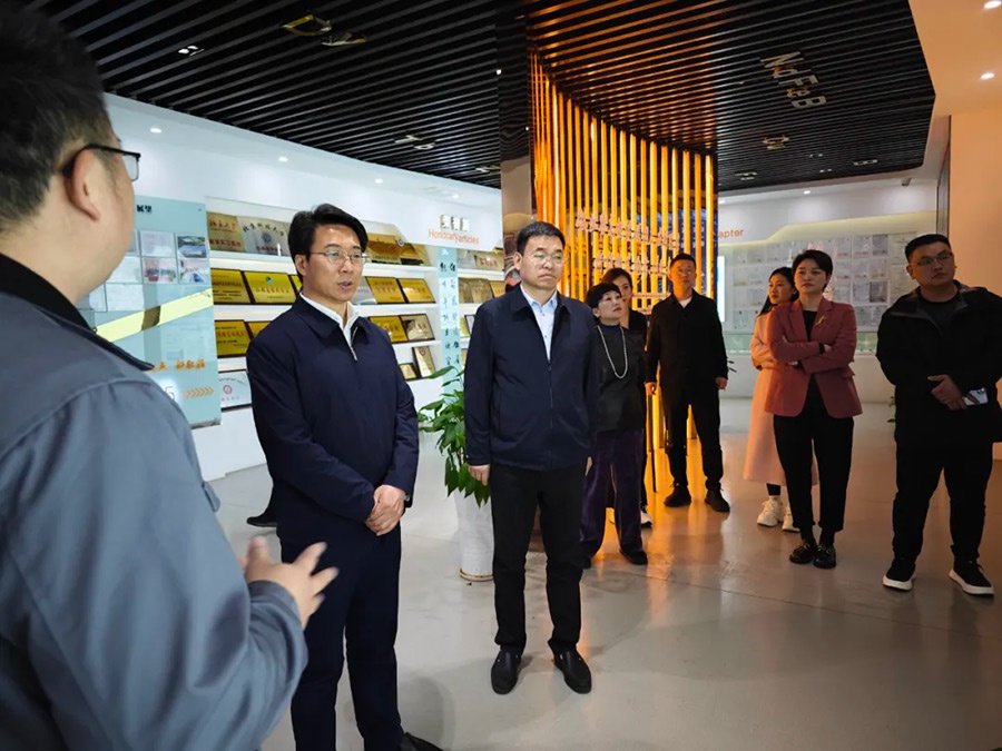 河南省新密市考察团到我司调研