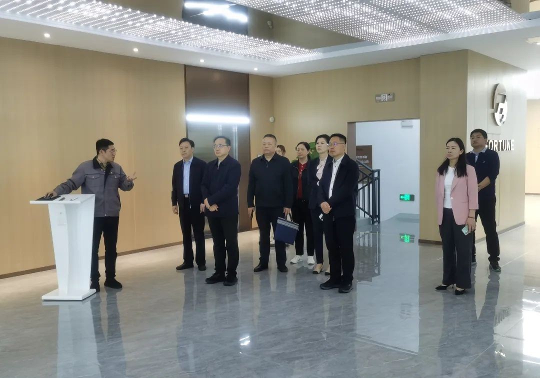 市场监管总局计量司副司长刘洪彬一行在经开区调研